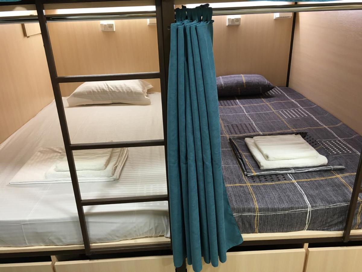 Bonvenon Capsule Hostel エレバン エクステリア 写真