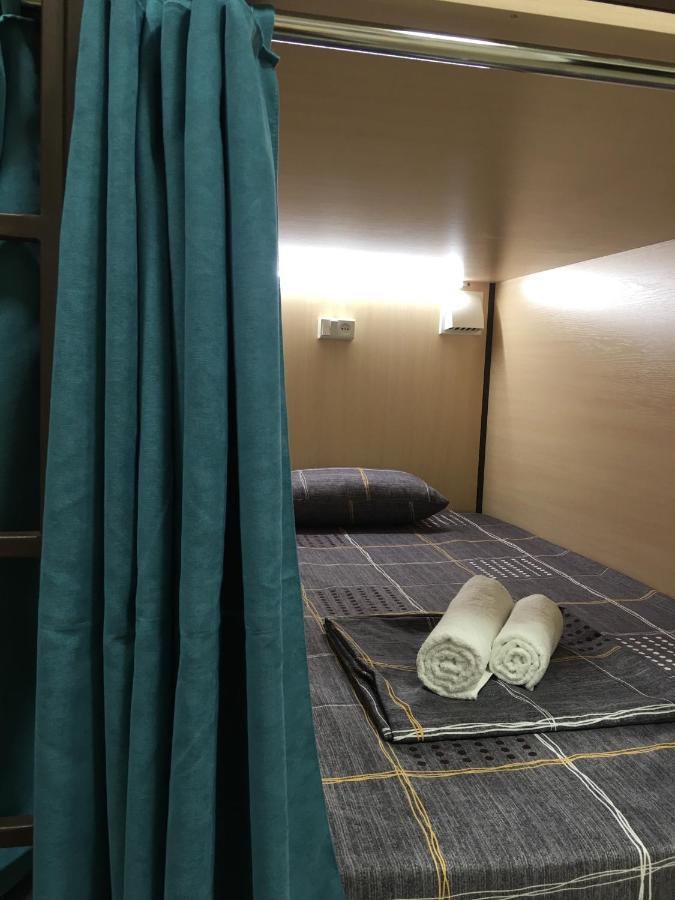 Bonvenon Capsule Hostel エレバン エクステリア 写真