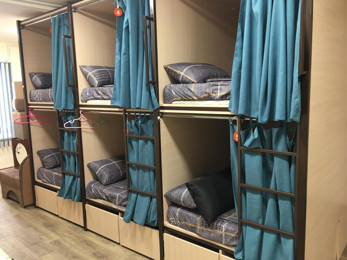 Bonvenon Capsule Hostel エレバン エクステリア 写真