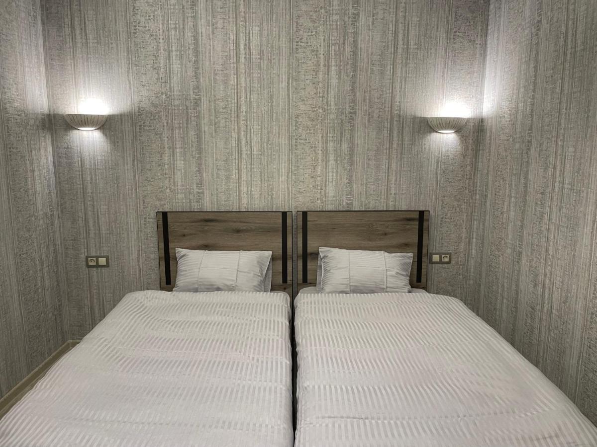Bonvenon Capsule Hostel エレバン エクステリア 写真