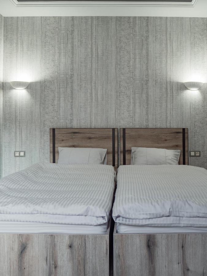 Bonvenon Capsule Hostel エレバン エクステリア 写真